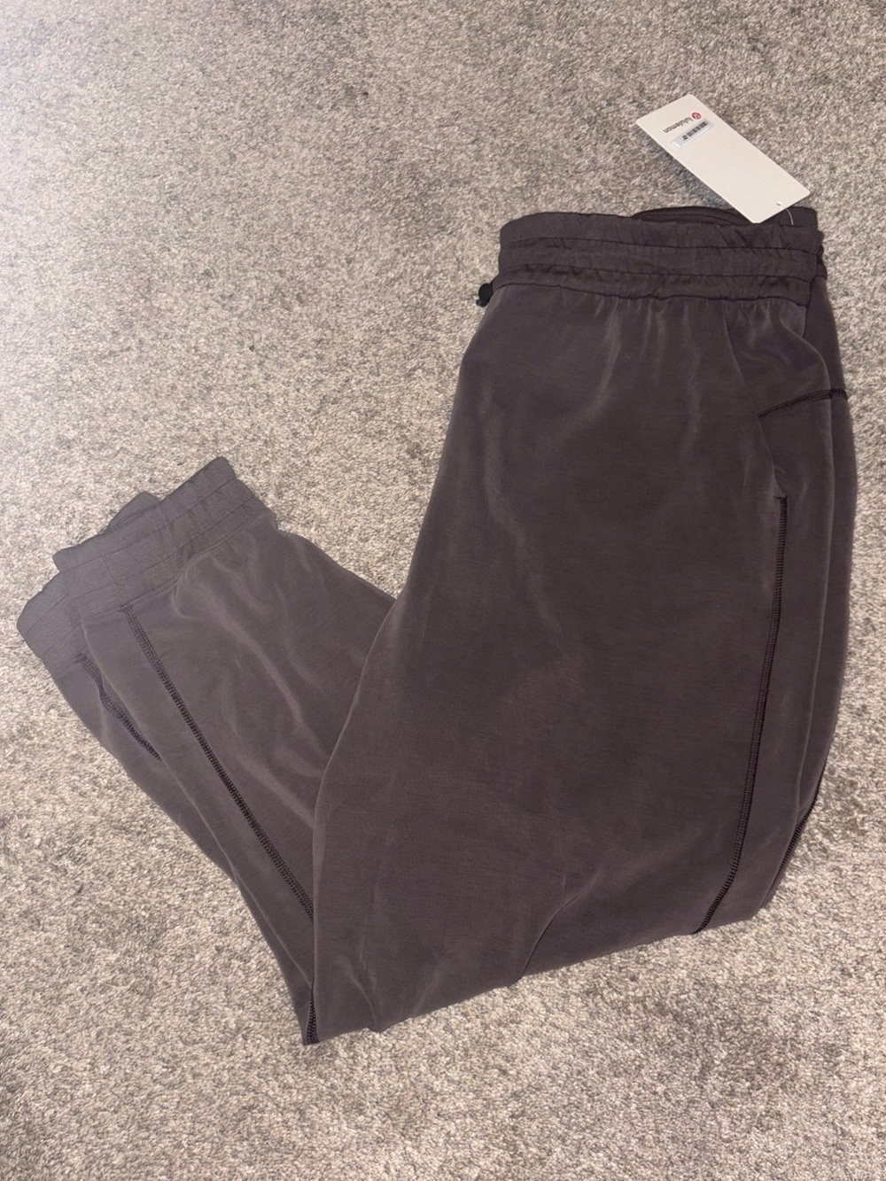 Lululemon Women’s Brushed Softstreme High Rise Jogger Brown NWT